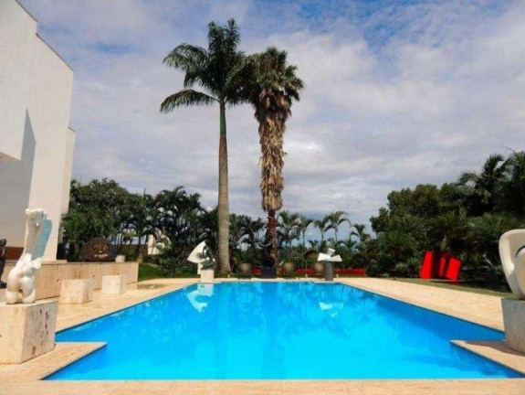 Casa com 4 Quartos à Venda, 700 m² em Vila De São Fernando - Cotia