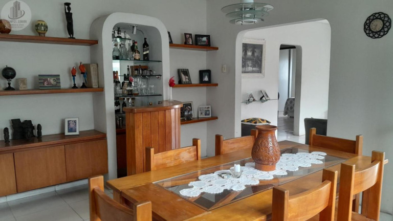 Casa com 8 Quartos à Venda, 250 m² em Jardim São Paulo - Recife