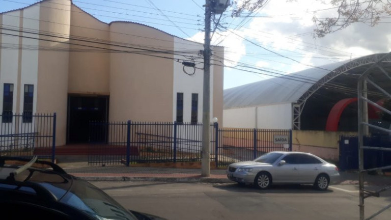 Imagem Sobrado com 4 Quartos para Alugar, 130 m² em Vila Tesouro - São José Dos Campos