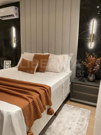 Imagem Apartamento com 2 Quartos à Venda, 73 m² em Centro - Navegantes