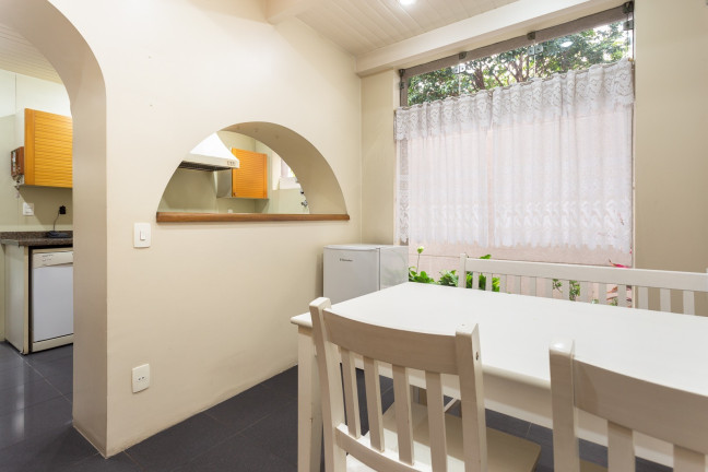 Imagem Casa com 3 Quartos à Venda, 260 m² em Jardim Paulistano - São Paulo