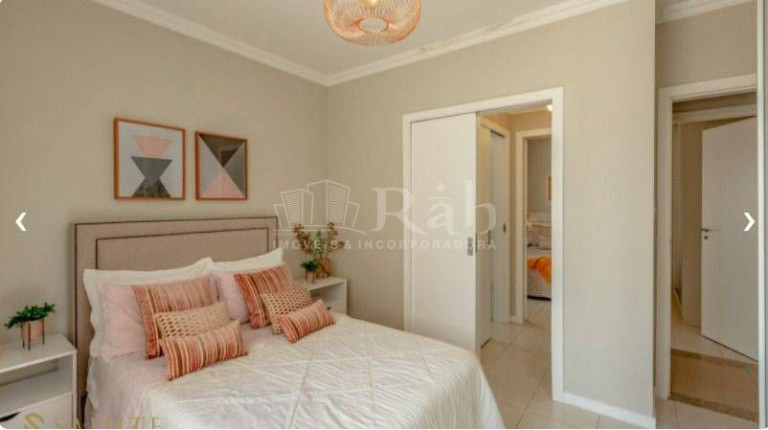 Imagem Apartamento com 3 Quartos à Venda, 131 m² em Centro - Balneário Camboriú Imagem Apartamento com 3 Quartos à Venda, 131 m² em Centro - Balneário Camboriú