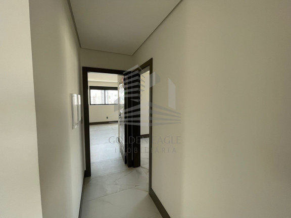 Imagem Apartamento com 3 Quartos à Venda, 130 m² em Centro - Balneário Camboriú Imagem Apartamento com 3 Quartos à Venda, 130 m² em Centro - Balneário Camboriú