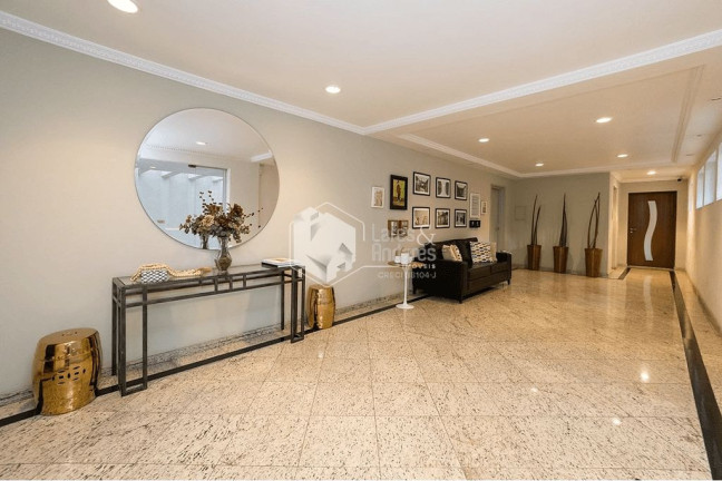 Imagem Apartamento com 2 Quartos à Venda, 125 m² em Moema - São Paulo Imagem Apartamento com 2 Quartos à Venda, 125 m² em Moema - São Paulo