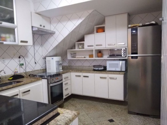Imagem Casa com 6 Quartos à Venda ou Locação, 230 m² em Armação - Salvador Imagem Casa com 6 Quartos à Venda ou Locação, 230 m² em Armação - Salvador