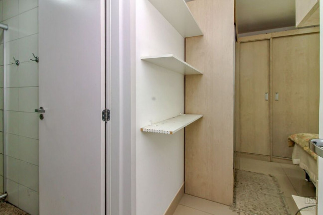 Imagem Imóvel com 2 Quartos à Venda, 56 m² em Cavalhada - Porto Alegre Imagem Imóvel com 2 Quartos à Venda, 56 m² em Cavalhada - Porto Alegre