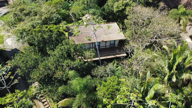 Imagem Casa com 4 Quartos à Venda, 170 m² em Praia Do Rosa - Imbituba Imagem Casa com 4 Quartos à Venda, 170 m² em Praia Do Rosa - Imbituba