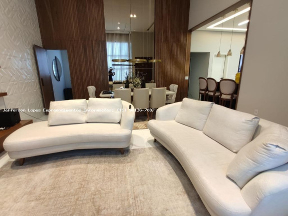 Imagem Casa com 3 Quartos à Venda, 192 m² em Jardim Residencial Dona Lucilla - Indaiatuba Imagem Casa com 3 Quartos à Venda, 192 m² em Jardim Residencial Dona Lucilla - Indaiatuba