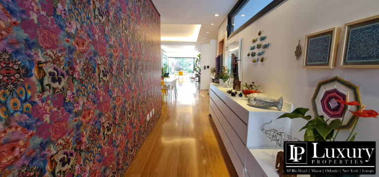 Imagem Casa com 4 Quartos à Venda,  em Vila Ipojuca - São Paulo