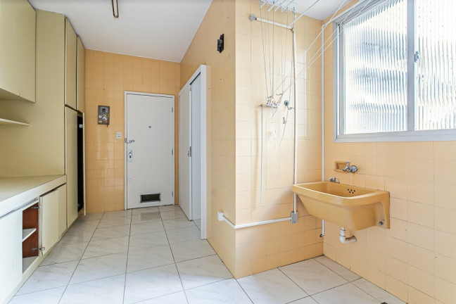 Imagem Apartamento com 4 Quartos à Venda, 218 m² em Centro - Florianópolis Imagem Apartamento com 4 Quartos à Venda, 218 m² em Centro - Florianópolis