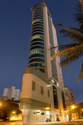 Imagem Apartamento com 3 Quartos à Venda, 137 m² em Centro - Balneário Camboriú
