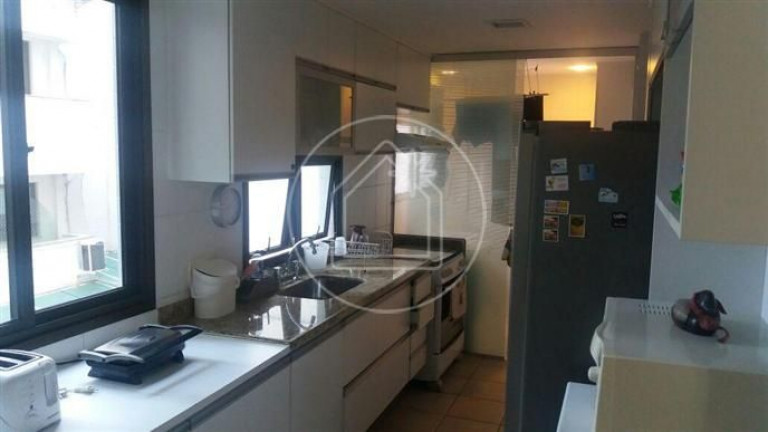Imagem Apartamento com 4 Quartos à Venda, 155 m² em Leblon - Rio De Janeiro