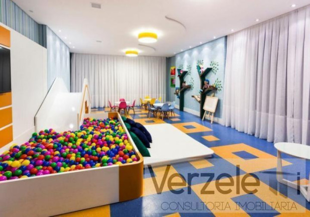 Imagem Apartamento com 3 Quartos à Venda, 129 m² em Centro - Balneário Camboriú Imagem Apartamento com 3 Quartos à Venda, 129 m² em Centro - Balneário Camboriú