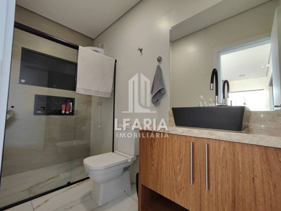 Imagem Sobrado com 5 Quartos à Venda, 232 m² em Itapema Do Saí - Itapoá Imagem Sobrado com 5 Quartos à Venda, 232 m² em Itapema Do Saí - Itapoá