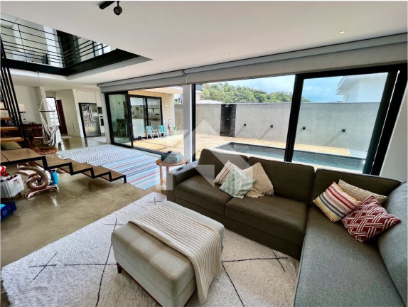 Imagem Casa de Condomínio com 4 Quartos à Venda, 235 m² em Alphaville - Santana De Parnaíba Imagem Casa de Condomínio com 4 Quartos à Venda, 235 m² em Alphaville - Santana De Parnaíba