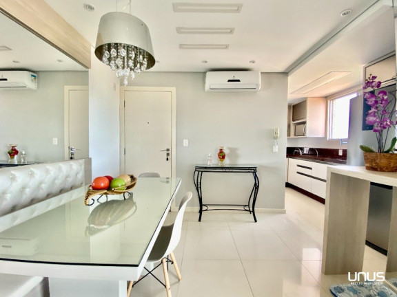 Imagem Apartamento com 2 Quartos à Venda, 78 m² em Centro - Palhoça