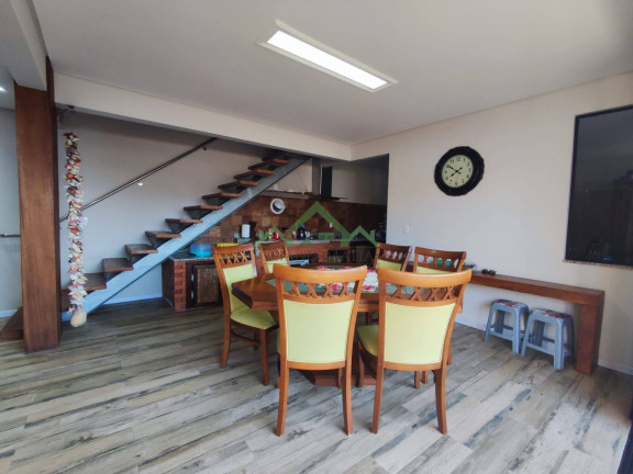 Imagem Casa com 4 Quartos à Venda, 144 m² em Centro - Balneário Barra Do Sul