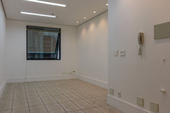 Imagem Sala Comercial à Venda, 21 m² em Vila Nova Conceição - São Paulo Imagem Sala Comercial à Venda, 21 m² em Vila Nova Conceição - São Paulo