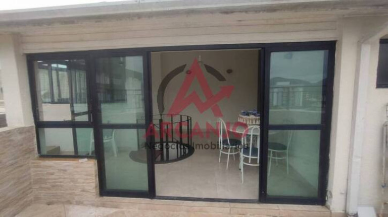 Imagem Cobertura com 3 Quartos à Venda, 144 m² em Umuarama - Ubatuba