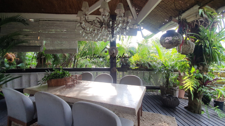 Imagem Casa com 3 Quartos à Venda, 250 m² em Ilhabela Imagem Casa com 3 Quartos à Venda, 250 m² em Ilhabela