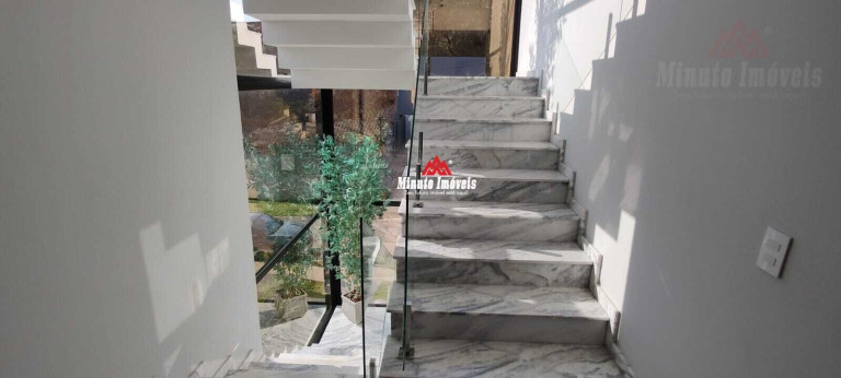 Imagem Casa com 4 Quartos à Venda, 340 m² em Loteamento Vale Azul I - Jundiaí Imagem Casa com 4 Quartos à Venda, 340 m² em Loteamento Vale Azul I - Jundiaí