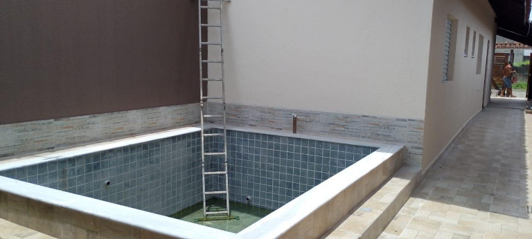 Imagem Casa com 2 Quartos à Venda, 130 m² em Agenor De Campos - Mongaguá Imagem Casa com 2 Quartos à Venda, 130 m² em Agenor De Campos - Mongaguá