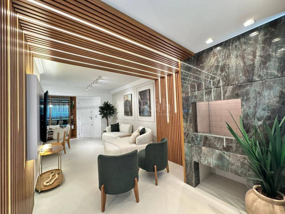 Apartamento à Venda, 94 m² em Pioneiros - Balneário Camboriú