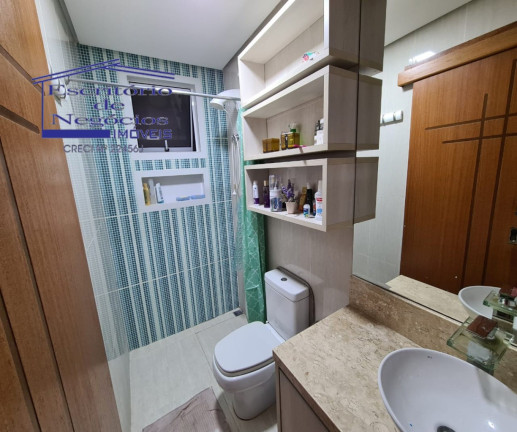 Imagem Imóvel com 3 Quartos à Venda, 75 m² em Cristal - Porto Alegre Imagem Imóvel com 3 Quartos à Venda, 75 m² em Cristal - Porto Alegre