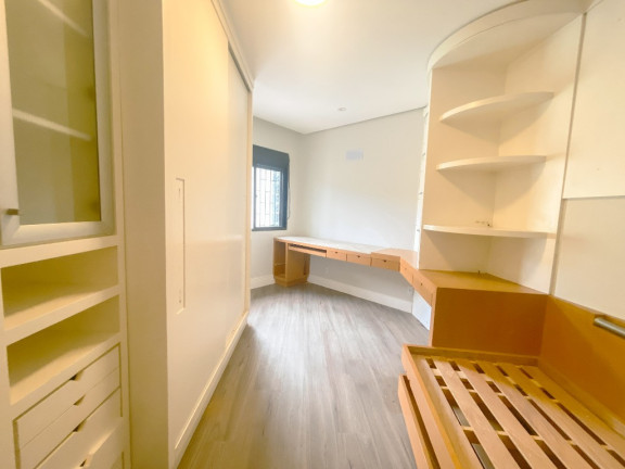 Imagem Casa com 3 Quartos à Venda, 320 m² em Coqueiros - Florianópolis