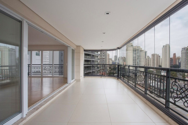 Imagem Imóvel com 4 Quartos à Venda, 456 m² em Itaim Bibi - São Paulo Imagem Imóvel com 4 Quartos à Venda, 456 m² em Itaim Bibi - São Paulo