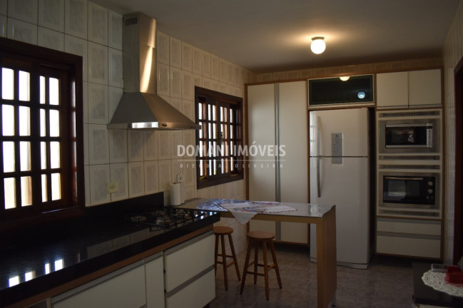 Imagem Casa com 4 Quartos à Venda, 2 m² em Região Da Floresta Negra - Campos Do Jordão Imagem Casa com 4 Quartos à Venda, 2 m² em Região Da Floresta Negra - Campos Do Jordão