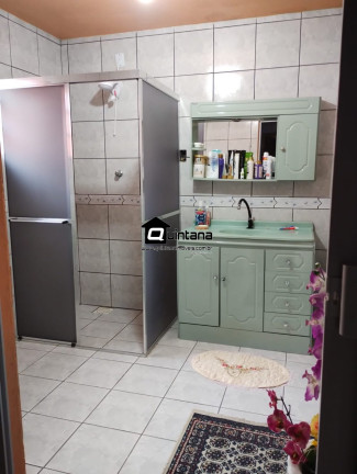 Imagem Sobrado com 3 Quartos à Venda, 300 m² em Três Vendas - Pelotas Imagem Sobrado com 3 Quartos à Venda, 300 m² em Três Vendas - Pelotas
