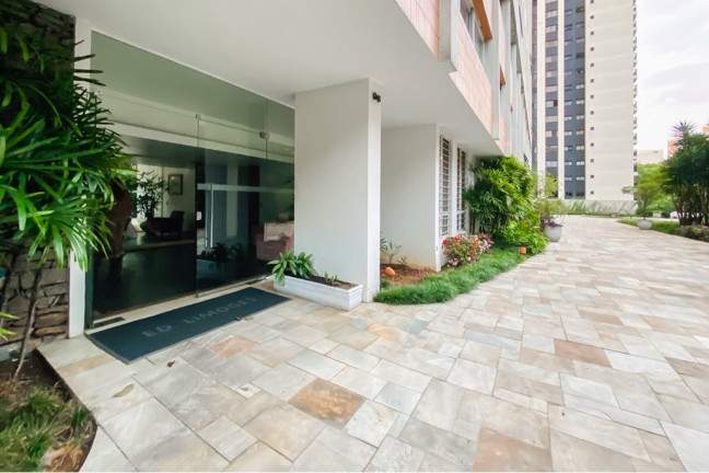 Imagem Apartamento com 3 Quartos à Venda, 156 m² em Higienópolis - São Paulo Imagem Apartamento com 3 Quartos à Venda, 156 m² em Higienópolis - São Paulo