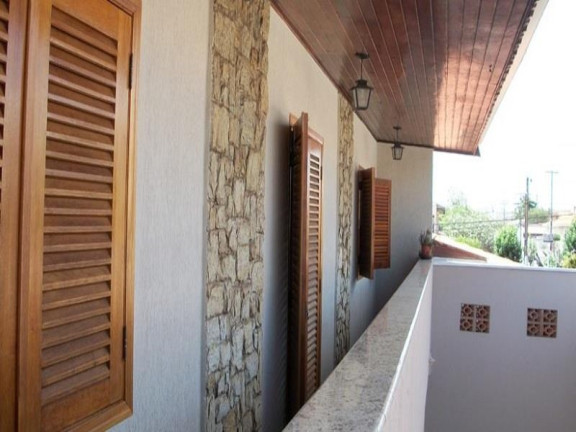 Sobrado com 3 Quartos à Venda, 250 m² em Vila Bertini - Americana