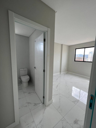 Imagem Apartamento com 3 Quartos à Venda, 93 m² em Meia Praia - Itapema Imagem Apartamento com 3 Quartos à Venda, 93 m² em Meia Praia - Itapema