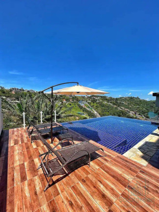 Imagem Casa com 4 Quartos à Venda, 226 m² em Centro - Igaratá Imagem Casa com 4 Quartos à Venda, 226 m² em Centro - Igaratá