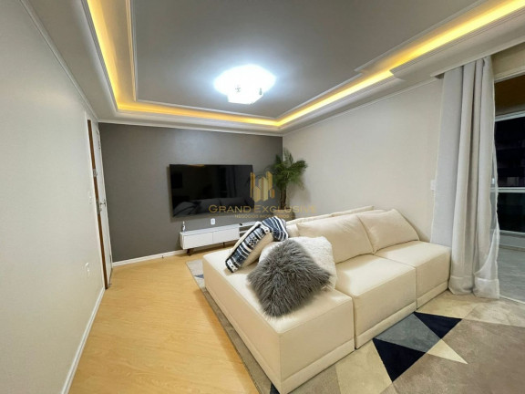 Imagem Apartamento com 3 Quartos à Venda, 182 m² em Centro - Balneário Camboriú Imagem Apartamento com 3 Quartos à Venda, 182 m² em Centro - Balneário Camboriú