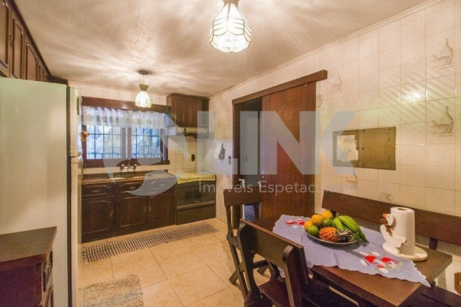 Imagem Casa com 3 Quartos à Venda, 218 m² em Ipanema - Porto Alegre