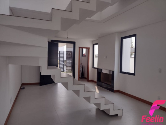 Imagem Casa com 3 Quartos à Venda, 146 m² em Campeche - Florianópolis Imagem Casa com 3 Quartos à Venda, 146 m² em Campeche - Florianópolis