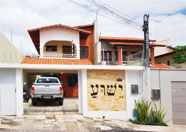 Imagem Casa com 4 Quartos à Venda, 180 m² em José De Alencar - Fortaleza Imagem Casa com 4 Quartos à Venda, 180 m² em José De Alencar - Fortaleza