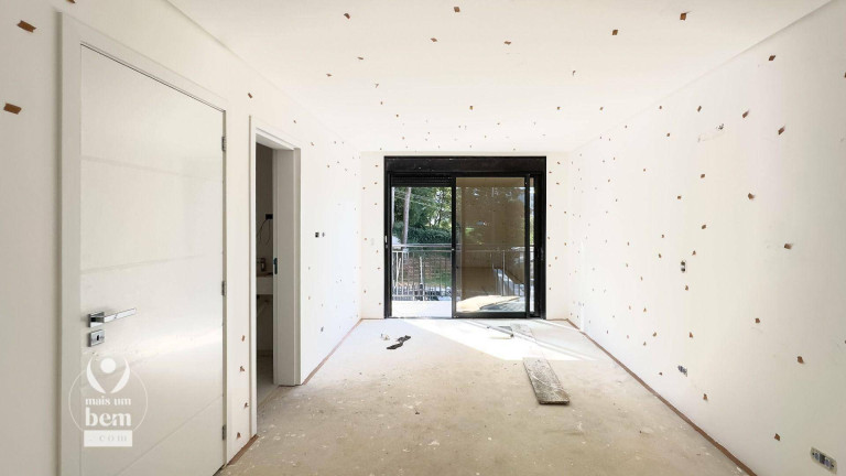 Imagem Sobrado com 3 Quartos à Venda, 190 m² em Campo Comprido - Curitiba Imagem Sobrado com 3 Quartos à Venda, 190 m² em Campo Comprido - Curitiba