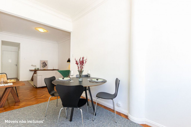 Imagem Imóvel com 3 Quartos à Venda, 94 m² em Copacabana - Rio De Janeiro Imagem Imóvel com 3 Quartos à Venda, 94 m² em Copacabana - Rio De Janeiro