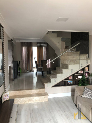 Imagem Sobrado com 3 Quartos à Venda, 166 m² em Atuba - Curitiba Imagem Sobrado com 3 Quartos à Venda, 166 m² em Atuba - Curitiba