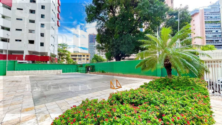 Imagem Apartamento com 3 Quartos à Venda, 170 m² em Meireles - Fortaleza Imagem Apartamento com 3 Quartos à Venda, 170 m² em Meireles - Fortaleza
