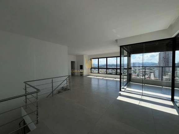 Imagem Cobertura com 4 Quartos à Venda, 264 m² em Centro - Balneário Camboriú Imagem Cobertura com 4 Quartos à Venda, 264 m² em Centro - Balneário Camboriú