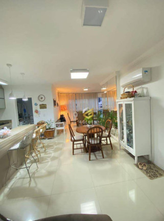 Imagem Apartamento com 3 Quartos à Venda, 128 m² em Centro - Balneário Camboriú Imagem Apartamento com 3 Quartos à Venda, 128 m² em Centro - Balneário Camboriú