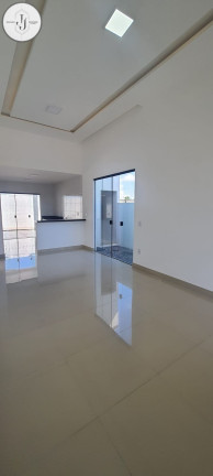 Imagem Casa com 3 Quartos para Alugar ou Temporada, 123 m² em Cajupiranga - Parnamirim Imagem Casa com 3 Quartos para Alugar ou Temporada, 123 m² em Cajupiranga - Parnamirim