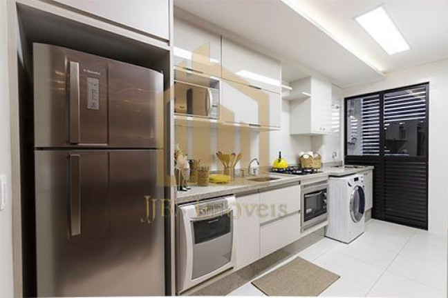 Imagem Apartamento com 3 Quartos à Venda, 82 m² em Cristo Rei - Curitiba
