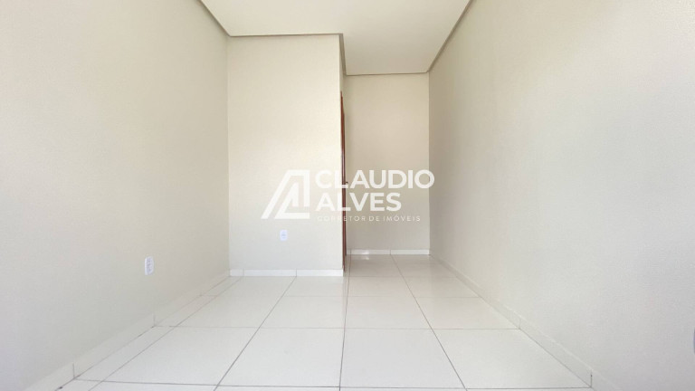 Imagem Casa com 2 Quartos à Venda, 80 m² em Mangabeira - Feira De Santana Imagem Casa com 2 Quartos à Venda, 80 m² em Mangabeira - Feira De Santana