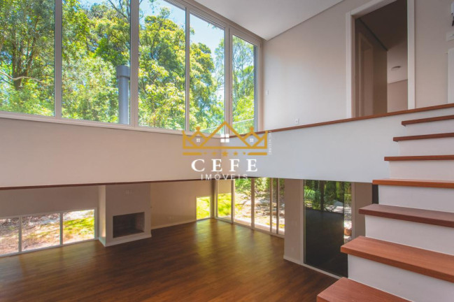 Imagem Casa com 4 Quartos à Venda, 1.146 m² em Centro - Gramado